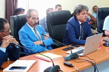 مدير أكاديمية جهة فاس مكناس يترأس لقاءات تواصلية تنسيقية مع السيدات والسادة مديرات ومديري المؤسسات التعليمية بمديرية مكناس.