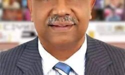 المعرض الدولي للنشر والكتاب بين الوظيفة الرمزية للسياسة الثقافية والاستثمار في اقتصاد الثقافة بالمغرب.