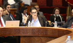 المنصوري تقدم مشروع قانون 34.21 لتبسيط المساطر وتحفيز الاستثمار ومعالجة اختلالات التجزئات العقارية