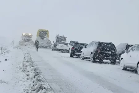 نشرة إنذارية:تساقطات ثلجية وأمطار ورياح قوية من الأربعاء إلى السبت بعدد من مناطق المملكة