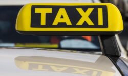 الداخلية تراهن على العدالة المهنية… رخصة واحدة لكل سائق في أفق إصلاح شامل لقطاع سيارات الاجرة