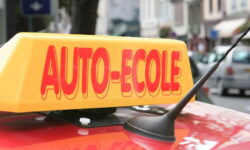 توتر بين مدارس تعليم السياقة و”نارسا” بسبب تعديل نظام الامتحانات