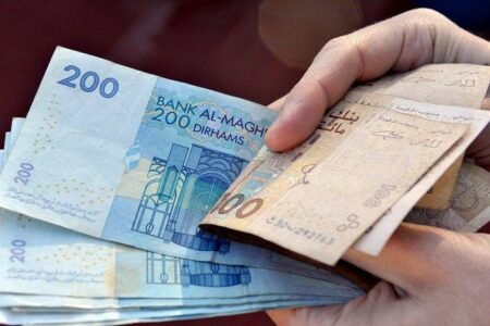 صرف الرواتب بصفة استثنائية للموظفين في هذا التاريخ